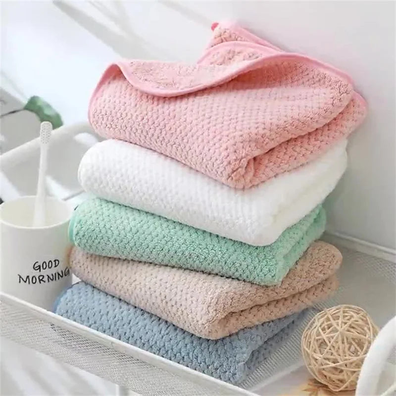 Large Bath Towel, Thickened Absorbent Coral Fleece Towel