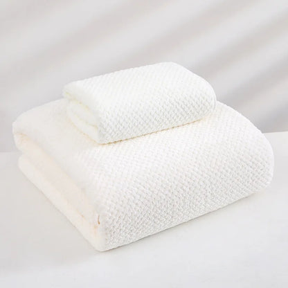 Large Bath Towel, Thickened Absorbent Coral Fleece Towel